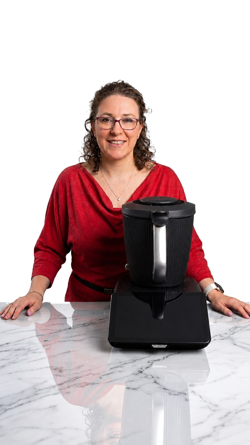 Ewelina Walas with Thermomix TM7